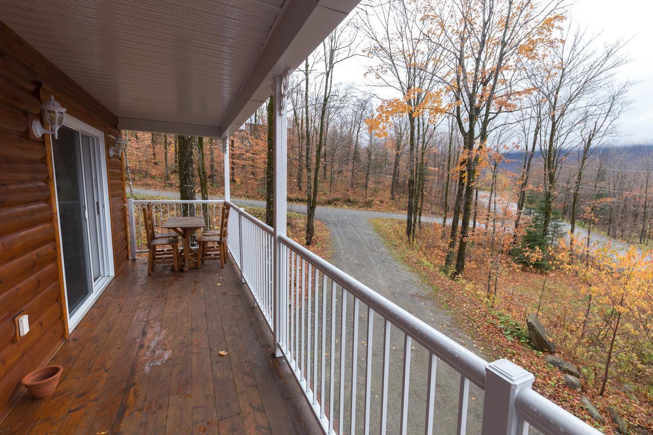 Domaine Des Montagnais Villa Notre-Dame-Des-Bois Exterior photo